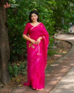 গোলাপ-রাঙা
